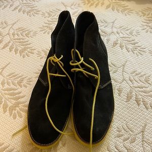 Cole haan lunar grand  suede lace up chukka size 8